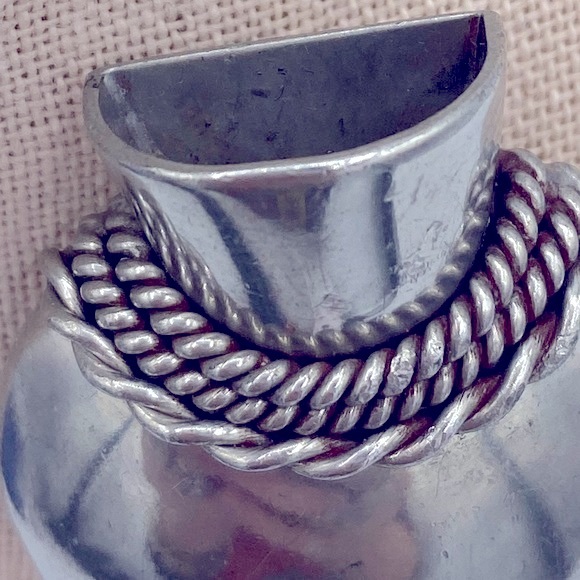 Vintage Posey Holder Brooch Unique Brooch That Can Hold A Flower Silver Tone - Picture 4 of 7